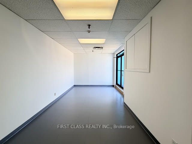 3 Carlaw Avenue 2, Toronto, ON M4M 2R6