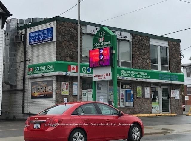 122 Simcoe Street, Oshawa, ON L1G 4S5