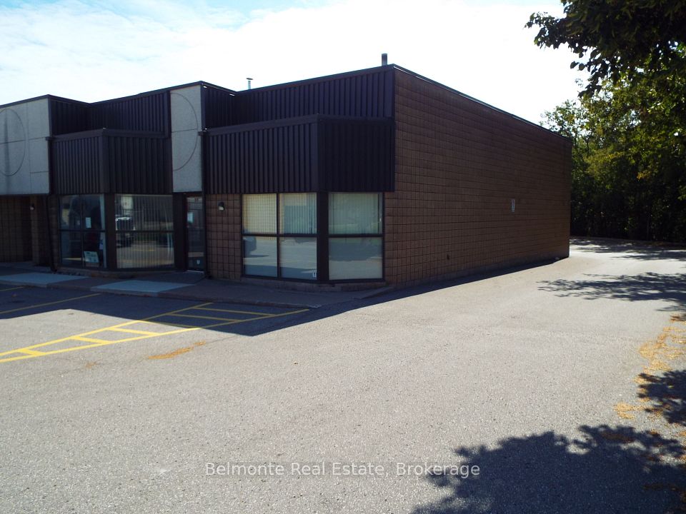1621 Mcewen Drive 37, Whitby, ON L1N 9A5