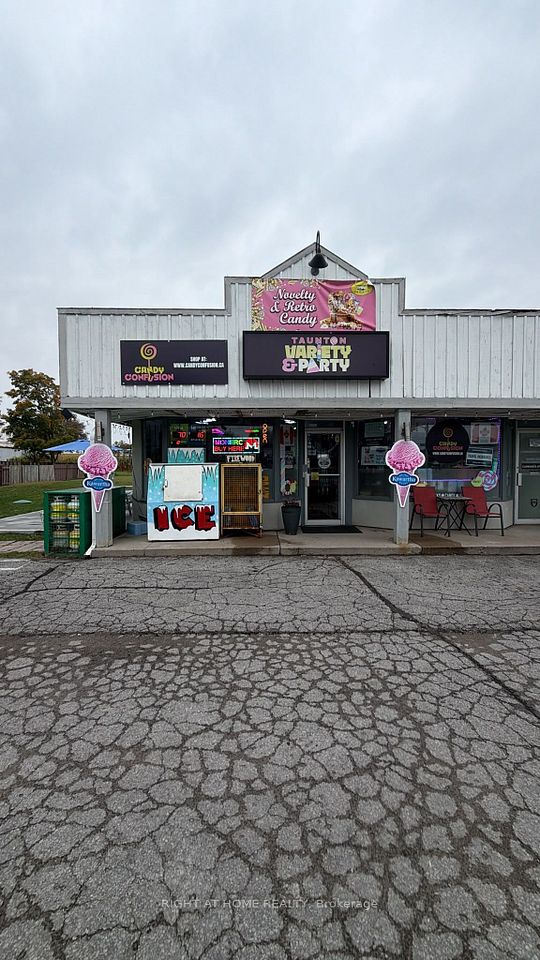 1648 Taunton Rd Road E 1, Clarington, ON L0B 1J0