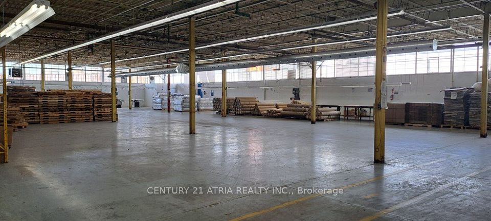 110 Mack Avenue S 3, Toronto, ON M1L 1N9