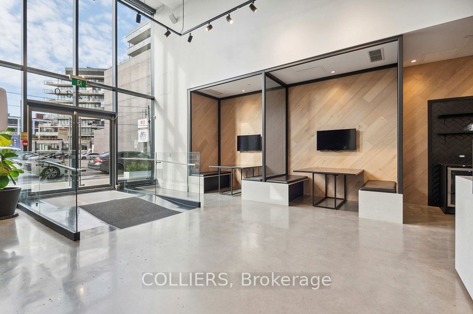 1230 Dundas Street E, Toronto, ON M4M 1S2