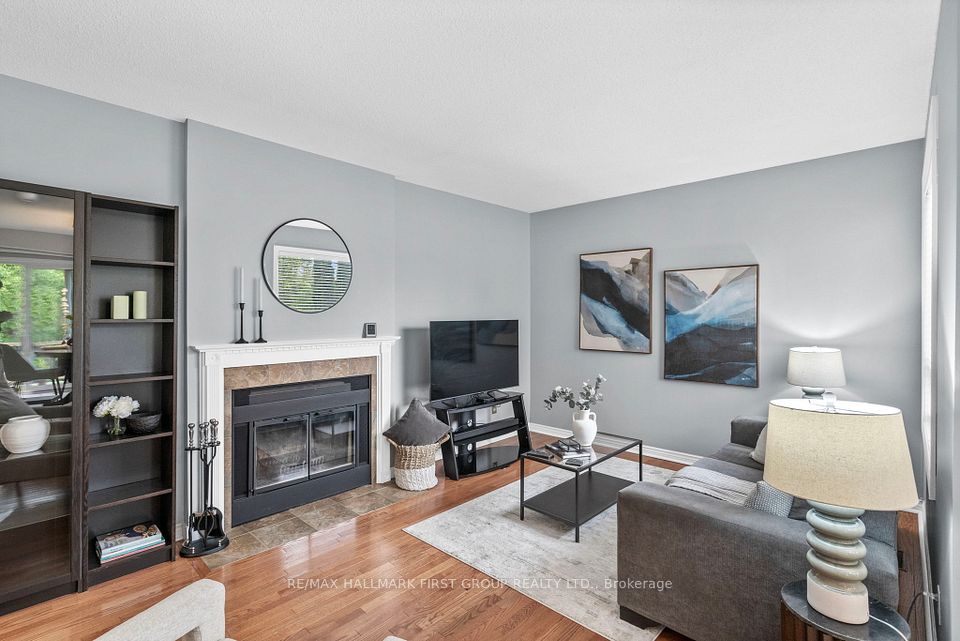 60 Spiers Crescent, Ajax, ON L1S 6Y6 14