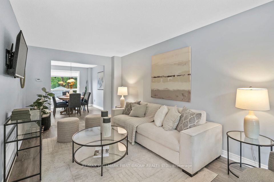 60 Spiers Crescent, Ajax, ON L1S 6Y6 4
