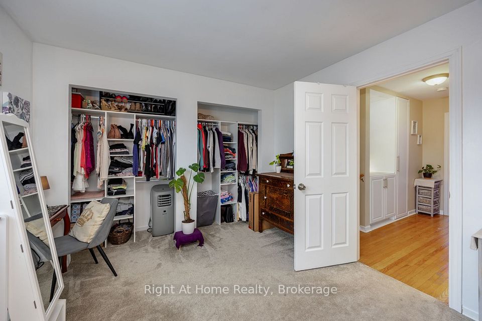 10 Newing Court, Ajax, ON L1S 2T6 25
