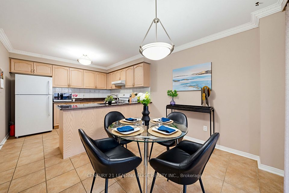 75 Howlett Crescent, Ajax, ON L1T 0A6 21
