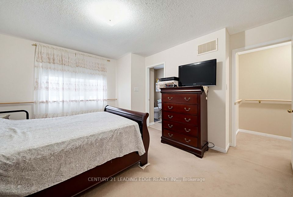 75 Howlett Crescent, Ajax, ON L1T 0A6 24