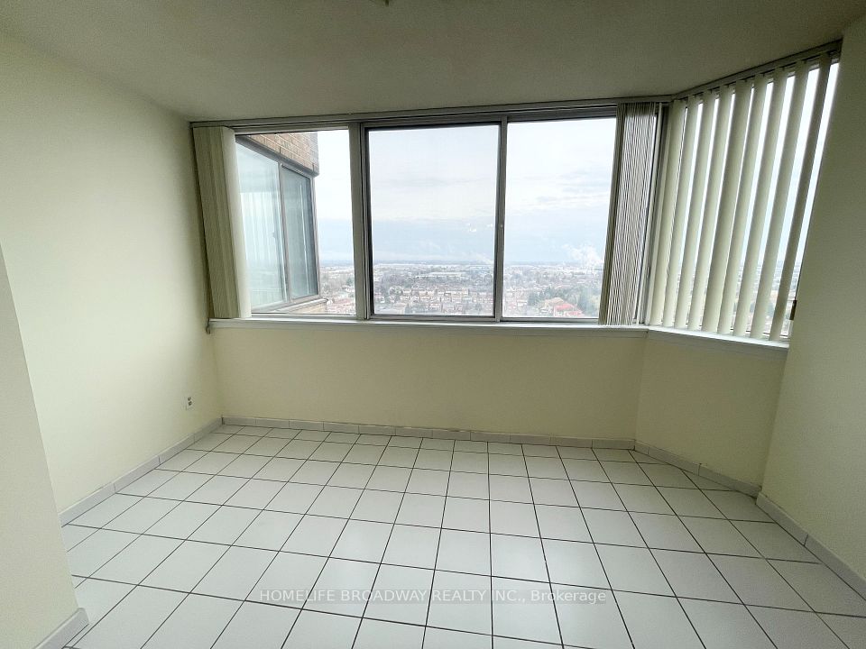 80 Alton Towers Circle 1714, Toronto, ON M1V 5E8 5