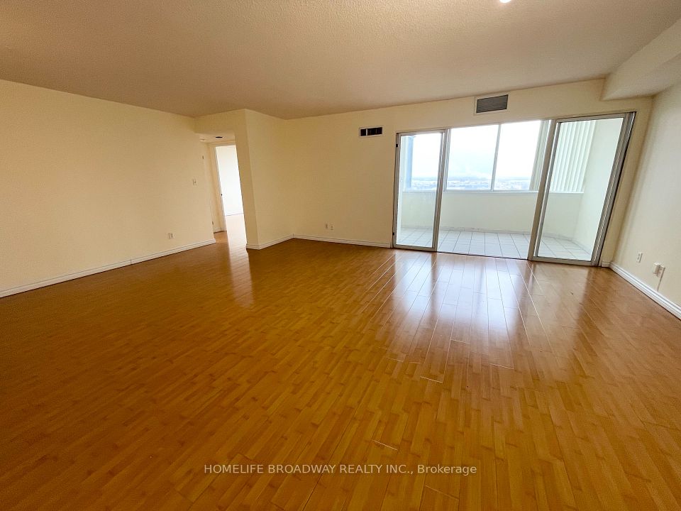 80 Alton Towers Circle 1714, Toronto, ON M1V 5E8 3