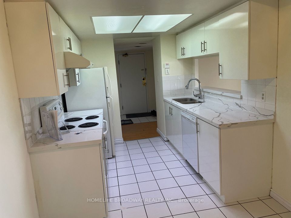 80 Alton Towers Circle 1714, Toronto, ON M1V 5E8 11