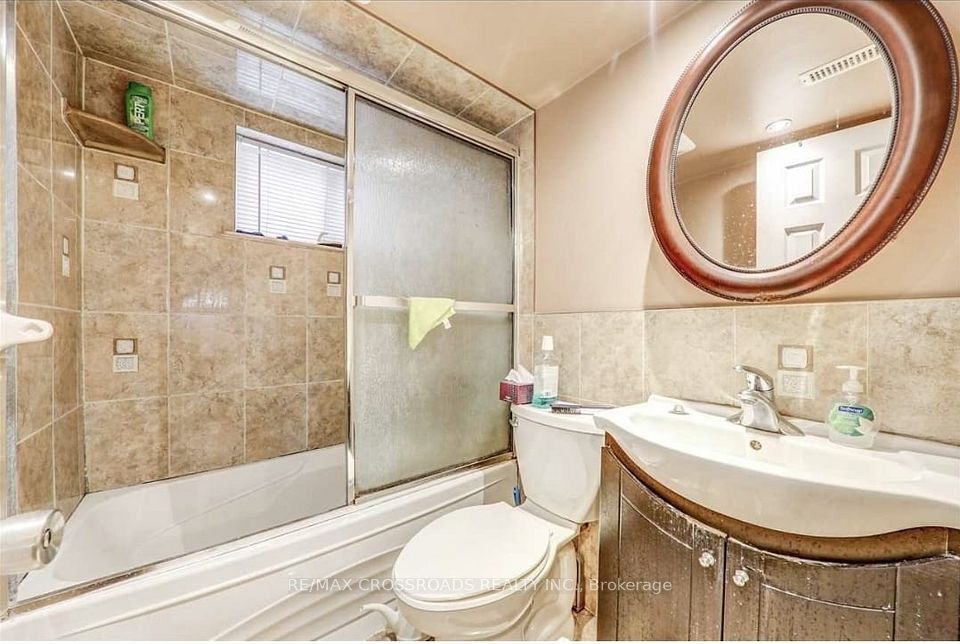 43 Sophia Drive, Toronto, ON M1H 1Z3 5