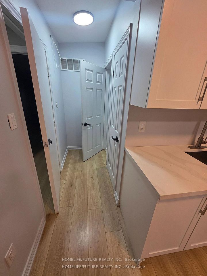 2983 Lawrence Avenue E, Toronto, ON M1P 2V6 11