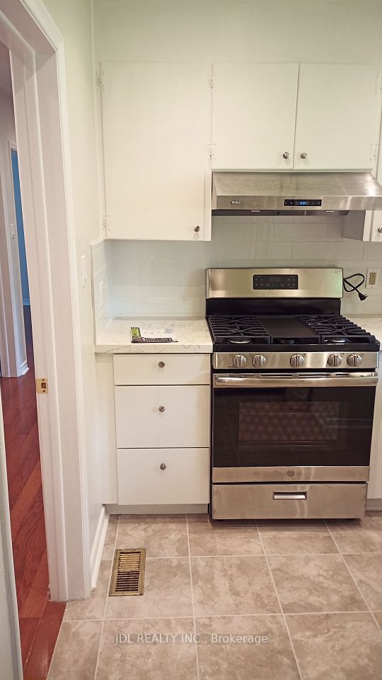 73 Shilton Road Main, Toronto, ON M1S 2J8 4