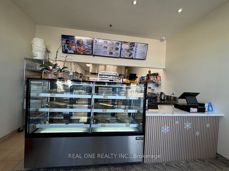 3262 Midland Avenue E111, Toronto, ON M1V 0C6