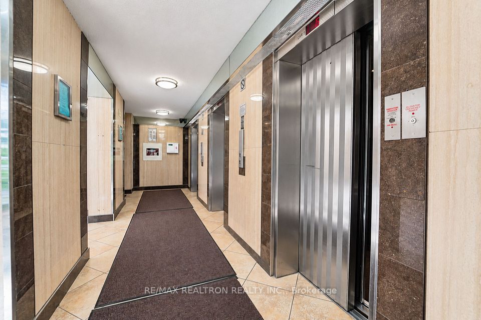 100 Prudential Drive 304, Toronto, ON M1P 4V4 3