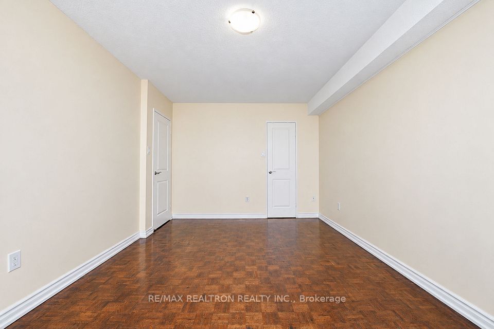 100 Prudential Drive 304, Toronto, ON M1P 4V4 14