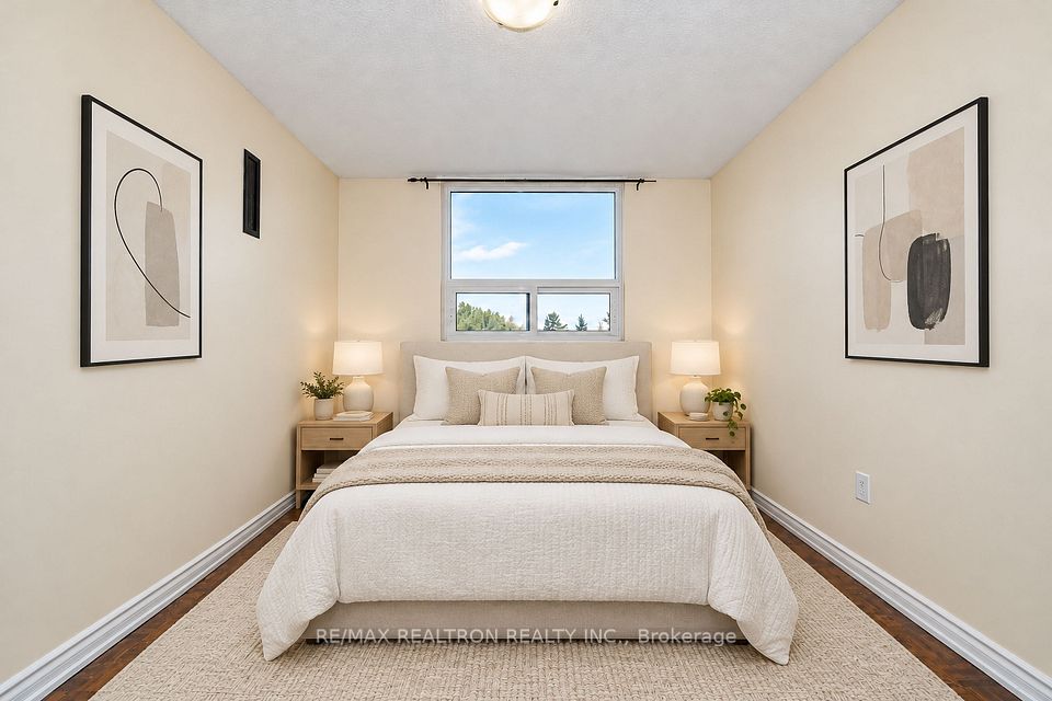 100 Prudential Drive 304, Toronto, ON M1P 4V4 15