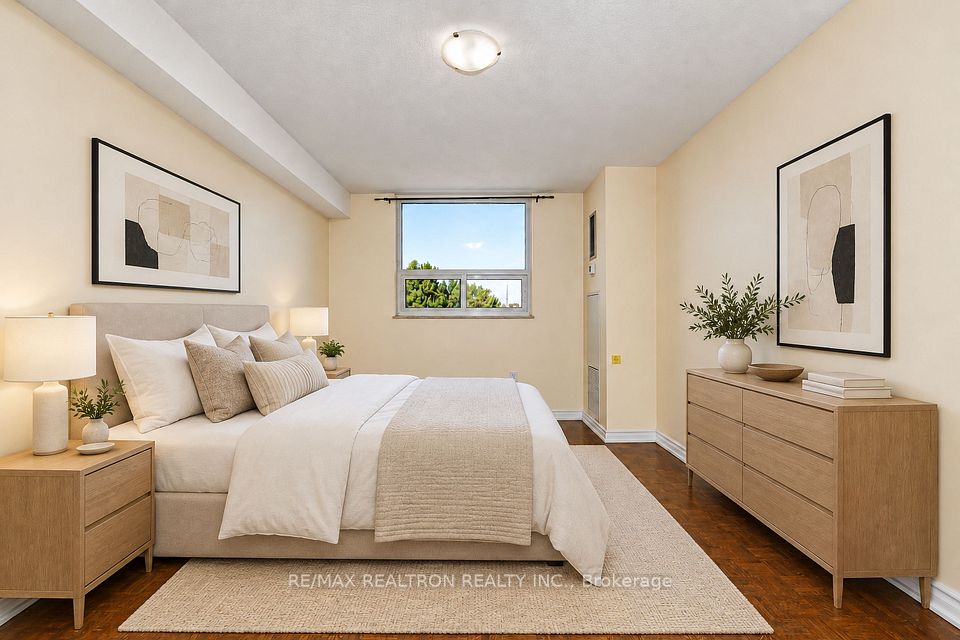 100 Prudential Drive 304, Toronto, ON M1P 4V4 21
