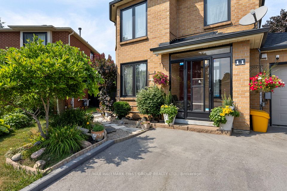 11 Bowers Court, Ajax, ON L1T 2L6 3
