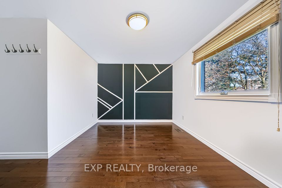 74 Longford Crescent, Toronto, ON M1W 1P4 23