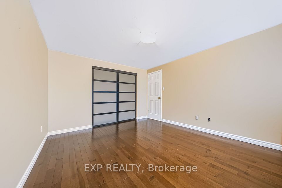 74 Longford Crescent, Toronto, ON M1W 1P4 25