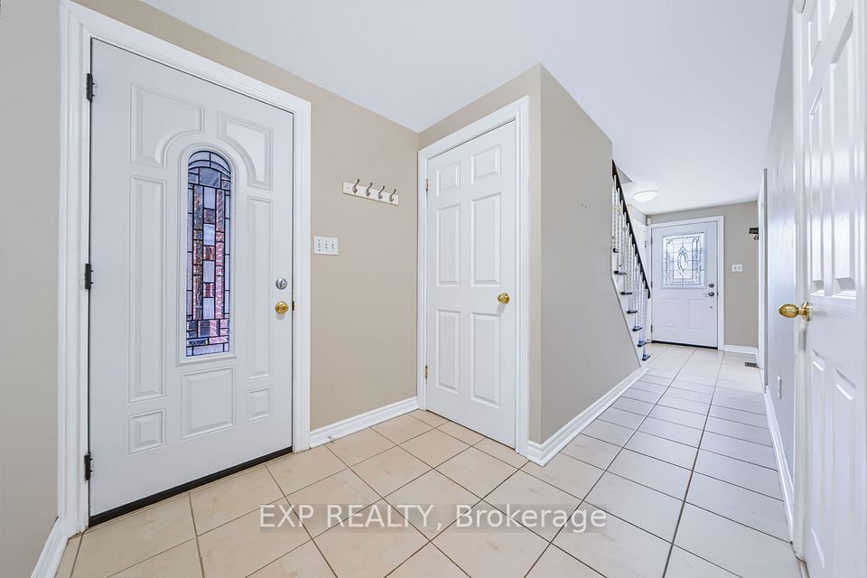 74 Longford Crescent, Toronto, ON M1W 1P4 12