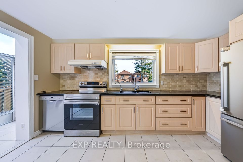 74 Longford Crescent, Toronto, ON M1W 1P4 13
