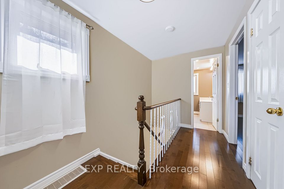 74 Longford Crescent, Toronto, ON M1W 1P4 20
