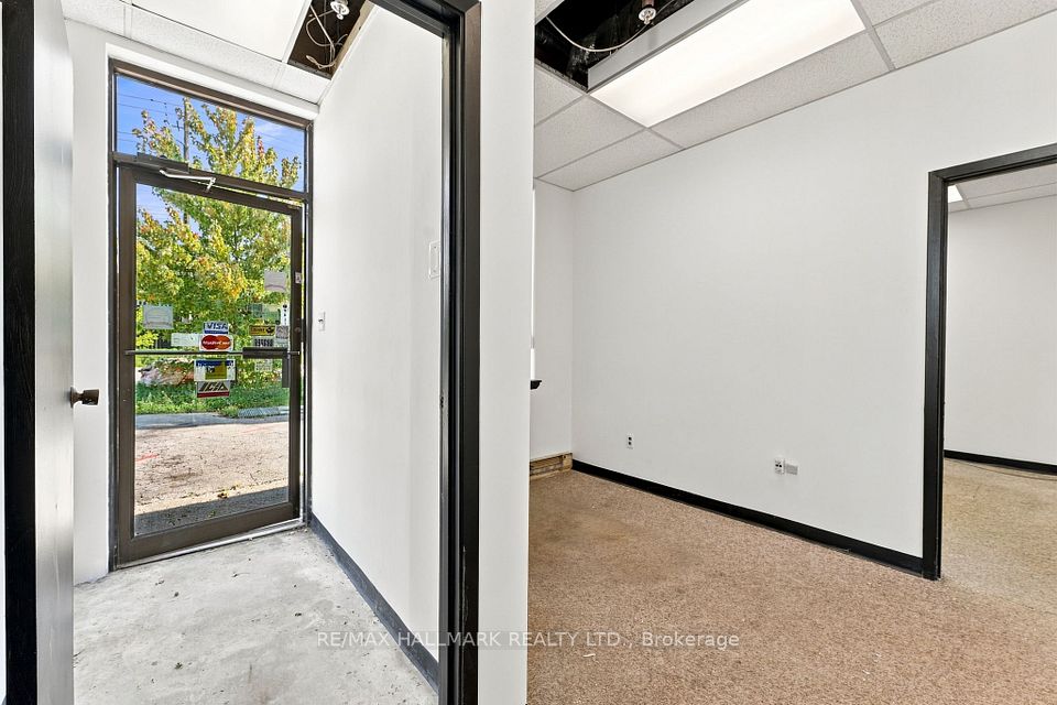 28 Howden Road, Toronto, ON M1R 3E4 6