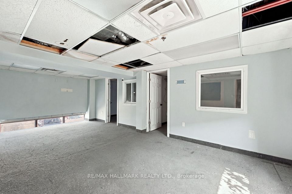 28 Howden Road, Toronto, ON M1R 3E4 24