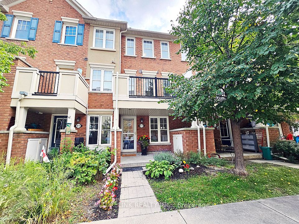 Condo Townhouse at 30 Mendelssohn Street 12, Toronto, ON M1L 0G8