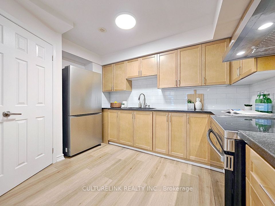 30 Mendelssohn Street 12, Toronto, ON M1L 0G8 9