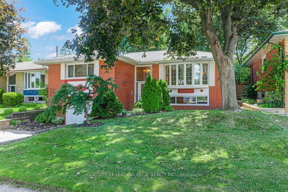 Detached at 39 Wantanopa Crescent, Toronto, ON M1H 2B2
