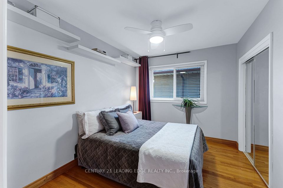 39 Wantanopa Crescent, Toronto, ON M1H 2B2 23