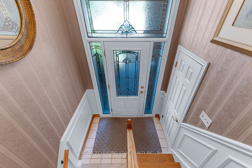 39 Wantanopa Crescent, Toronto, ON M1H 2B2 6