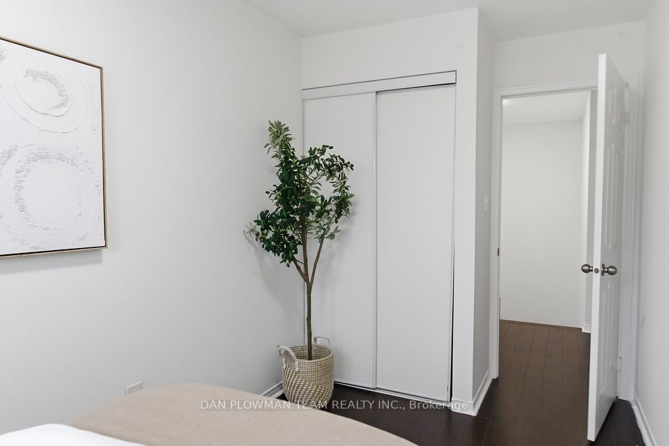 23 Blunden Road, Ajax, ON L1Z 0K9 24