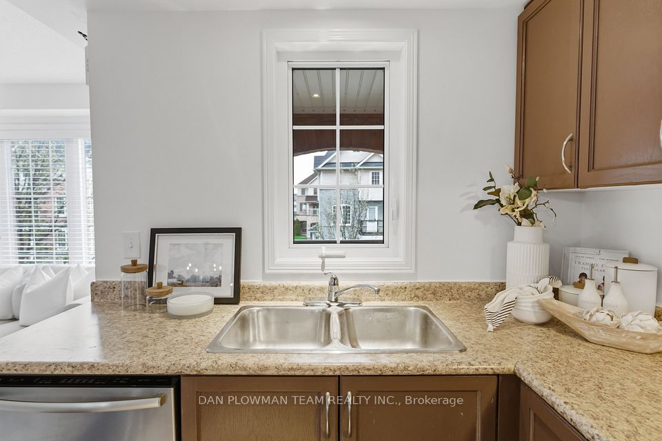 23 Blunden Road, Ajax, ON L1Z 0K9 15