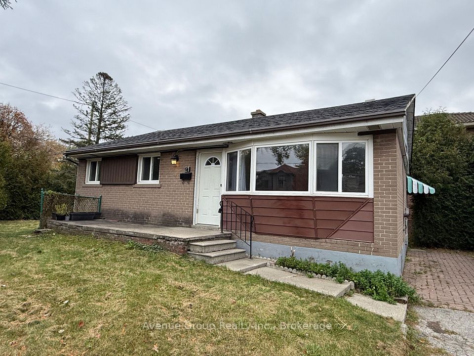 21 Bellbrook Road, Toronto, ON M1S 1K1 2
