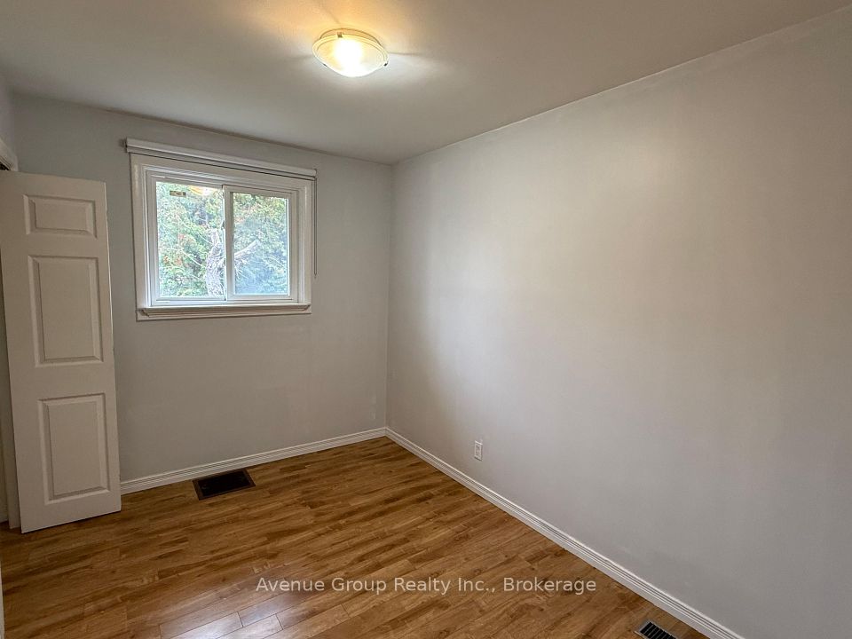 21 Bellbrook Road, Toronto, ON M1S 1K1 8