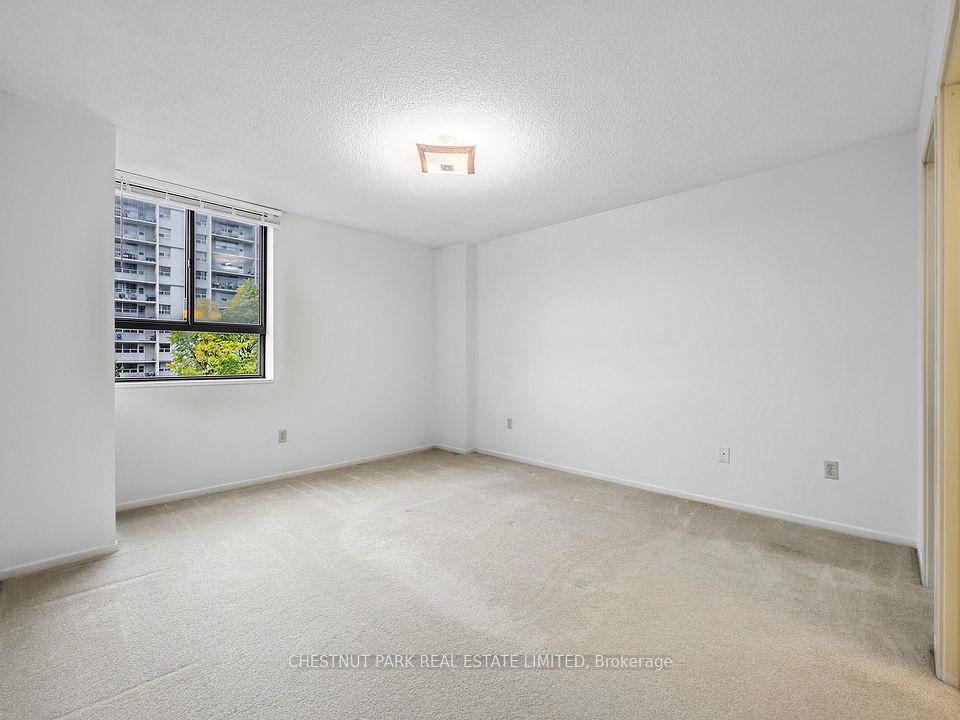 121 Trudelle Street 502, Toronto, ON M1J 3K4 16