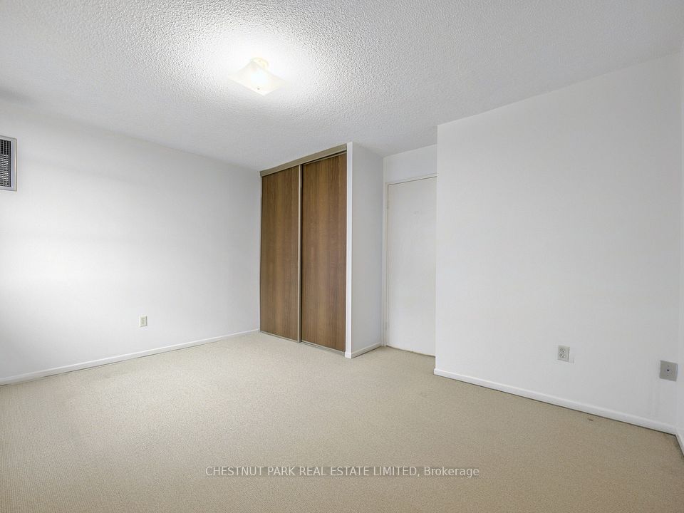 121 Trudelle Street 502, Toronto, ON M1J 3K4 22