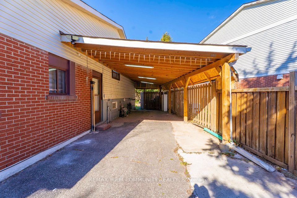 156 Quantrell Trail, Toronto, ON M1B 1L8 7