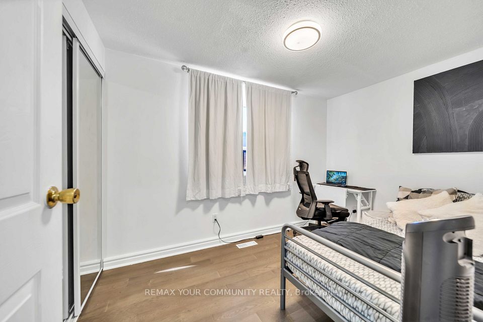 156 Quantrell Trail, Toronto, ON M1B 1L8 21