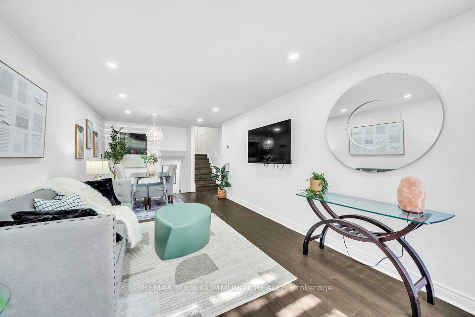 156 Quantrell Trail, Toronto, ON M1B 1L8 12