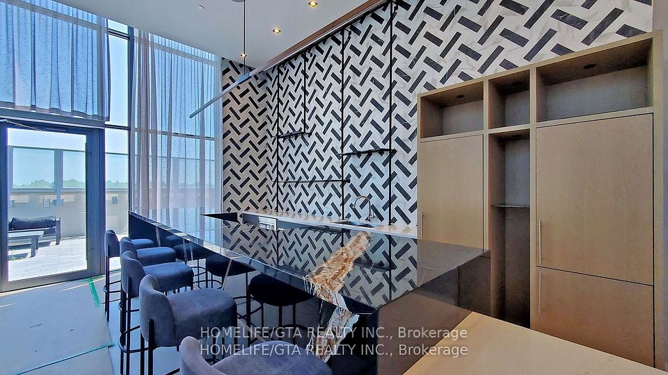 225 Village Green Square 2202, Toronto, ON M1S 0N4 12