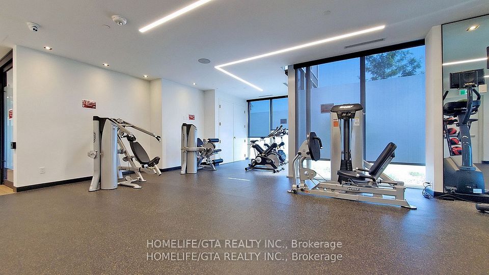 225 Village Green Square 2202, Toronto, ON M1S 0N4 16
