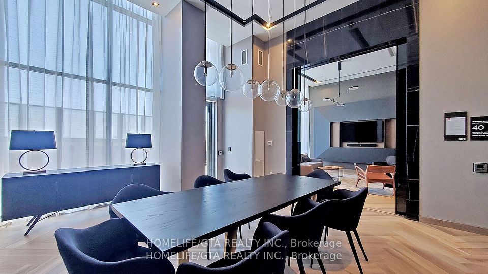 225 Village Green Square 2202, Toronto, ON M1S 0N4 14