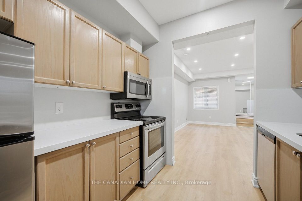 901 Kennedy Road 38, Toronto, ON M1K 2E9 11