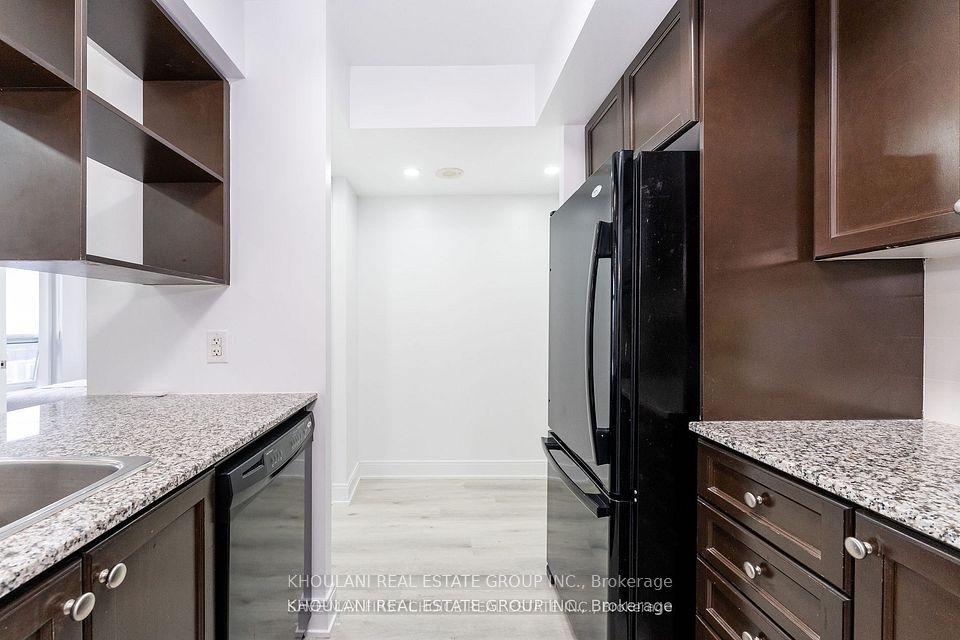 135 Village Green Square 3922, Toronto, ON M1S 0G3 7