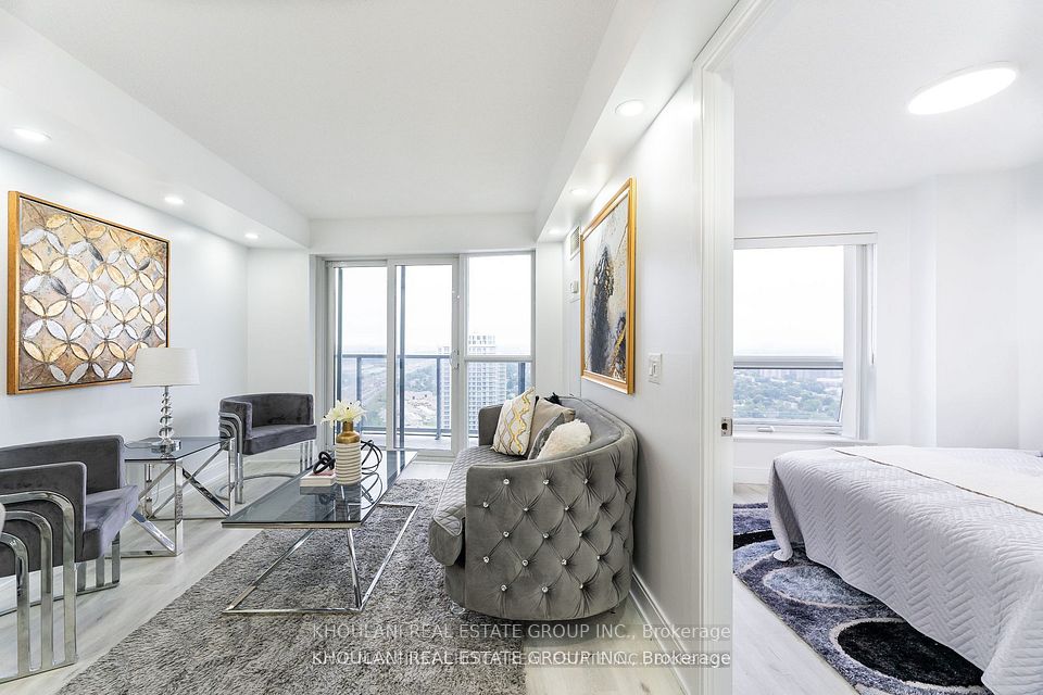 135 Village Green Square 3922, Toronto, ON M1S 0G3 16